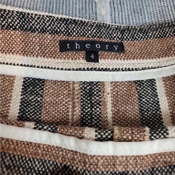 THEORY Striped Shorts  - Picture 4 of 8